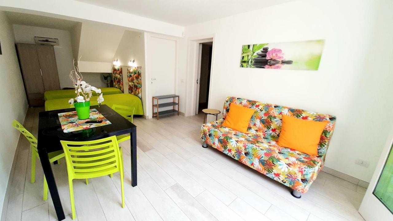 Joshua Rooms Porto Cesareo Exterior foto