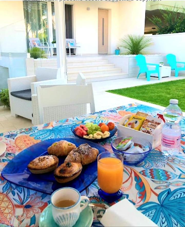 Joshua Rooms Porto Cesareo Exterior foto